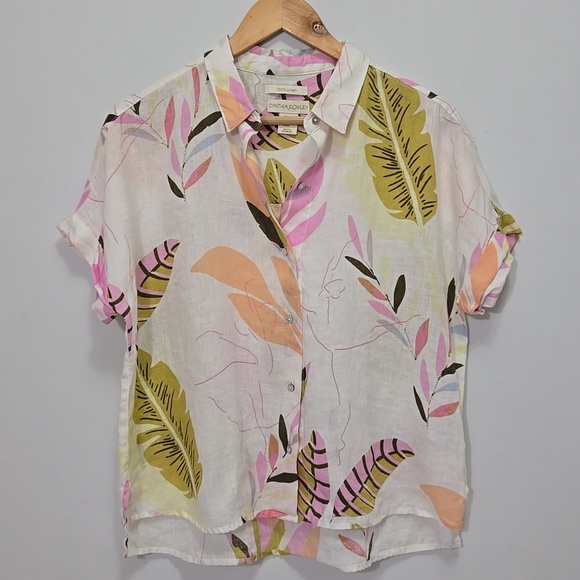 Cynthia Rowley Tops - Cynthia Rowley 100% Linen Tropical Print Buttin Down Camp Shirt Size M  Resort